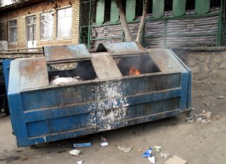 Comparing GOP and Dems to Assholes Offensive to Assholes