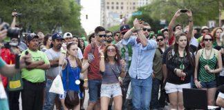 Warning : Millennials torn on who to support and eventually not vote for